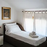Viale Hambury 51 Apartamento