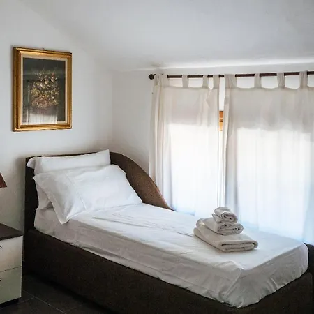 Viale Hambury 51 Appartement *