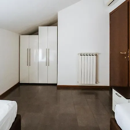 Viale Hambury 51 * Alassio