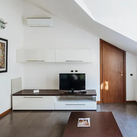 Viale Hambury 51 Appartement *