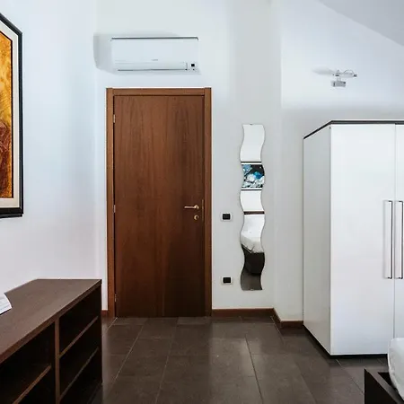 Viale Hambury 51 Appartement *