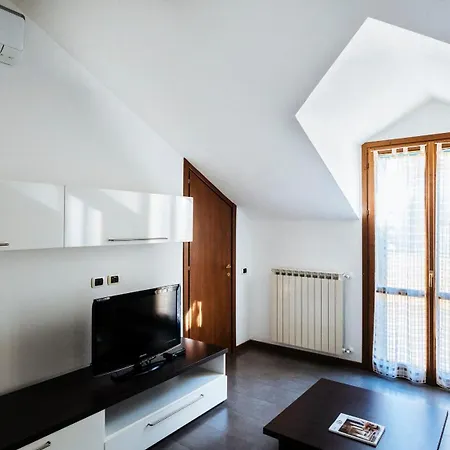 Viale Hambury 51 Апартаменты