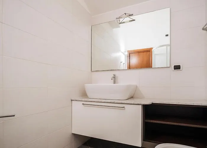 Lägenhet Viale Hambury 51