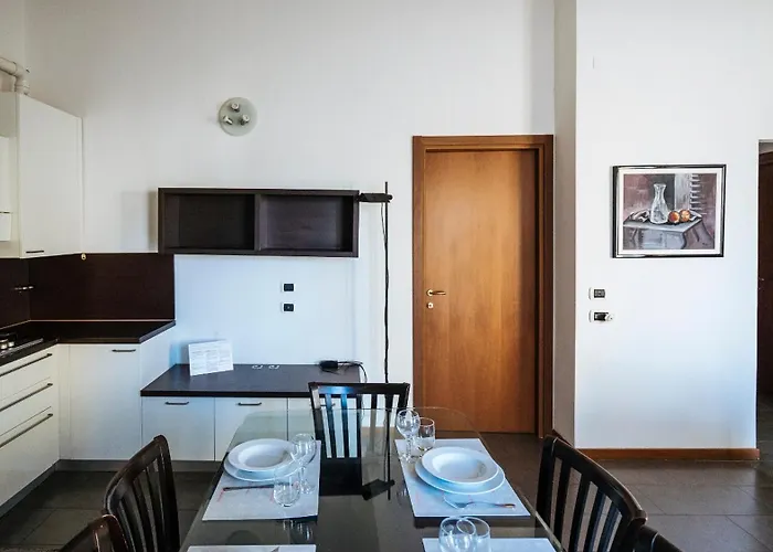 Viale Hambury 51 Apartment