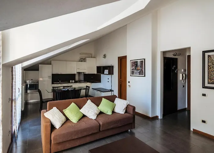 Viale Hambury 51 Apartment